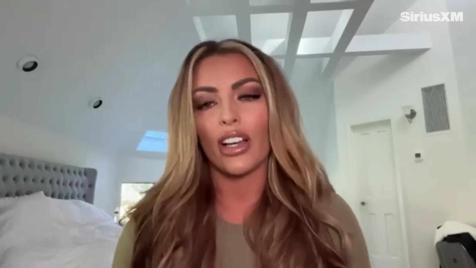 x2mate_com-Mandy_Rose_Describes_Her_22Bittersweet22_Departure_from_WWE___Busted_Open-281080p29_mp40320.jpg
