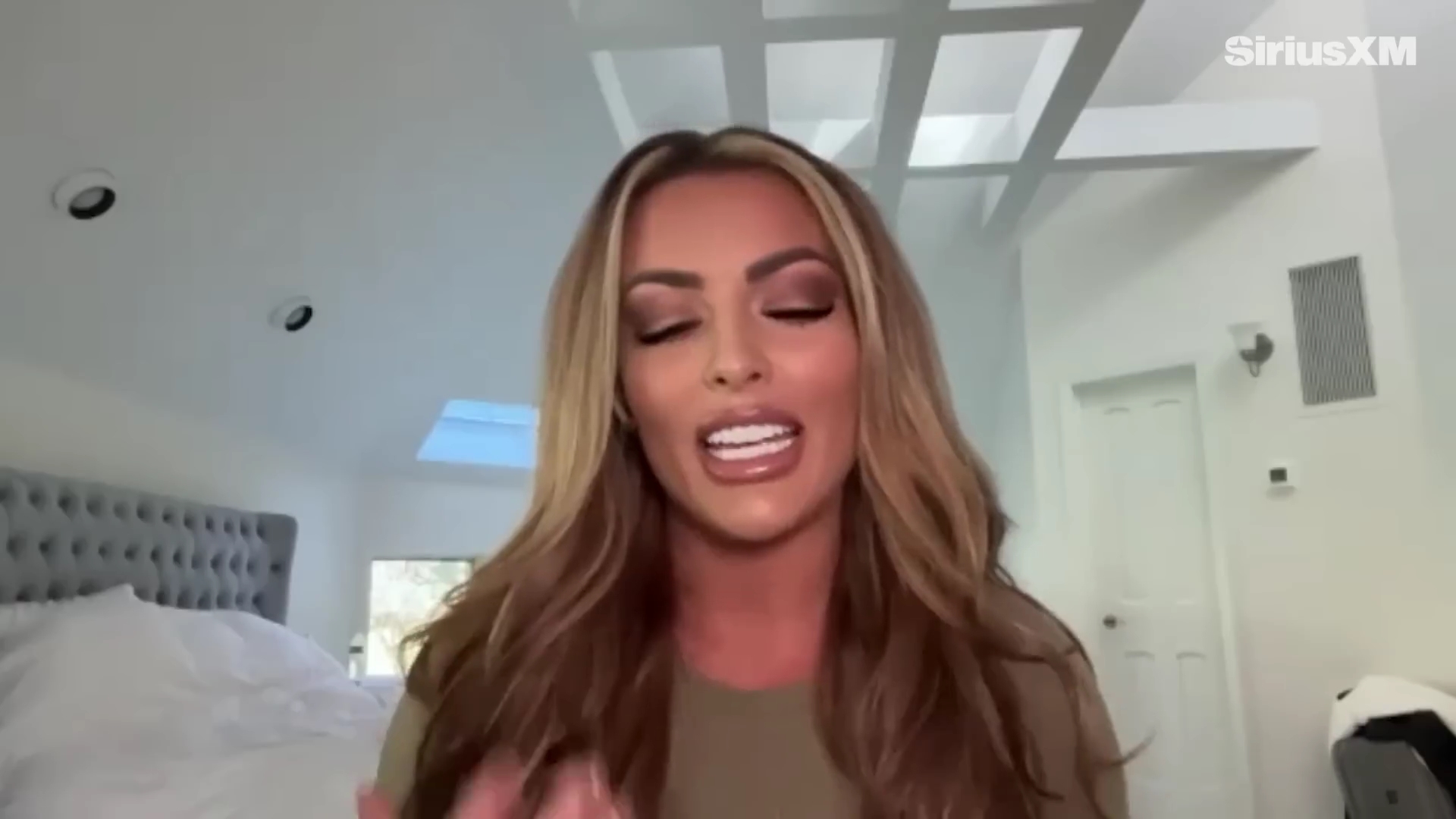 x2mate_com-Mandy_Rose_Describes_Her_22Bittersweet22_Departure_from_WWE___Busted_Open-281080p29_mp40431.jpg