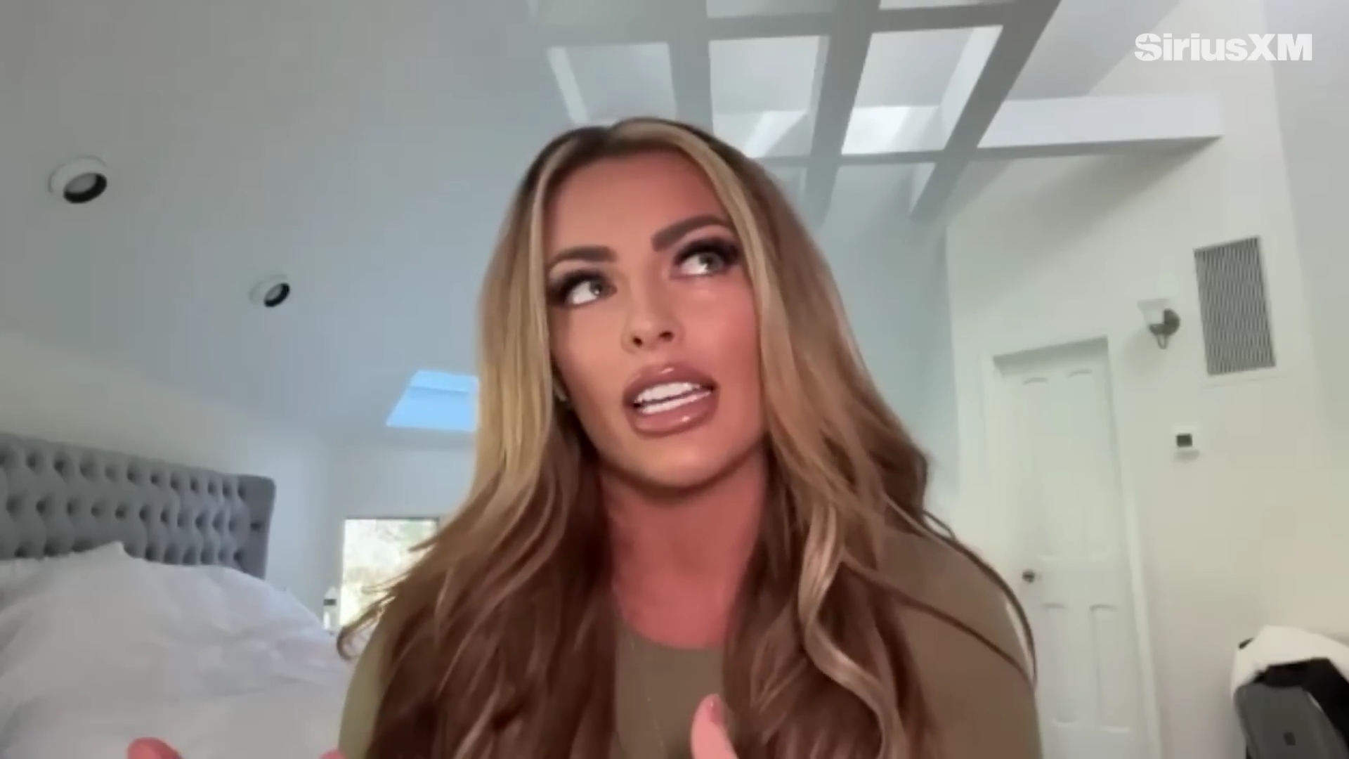 x2mate_com-Mandy_Rose_Describes_Her_22Bittersweet22_Departure_from_WWE___Busted_Open-281080p29_mp40469.jpg
