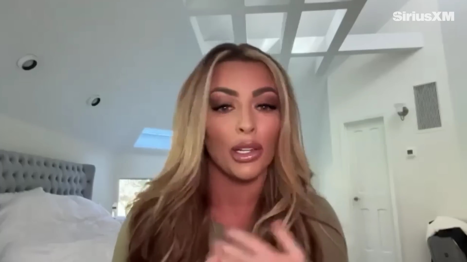 x2mate_com-Mandy_Rose_Describes_Her_22Bittersweet22_Departure_from_WWE___Busted_Open-281080p29_mp40547.jpg