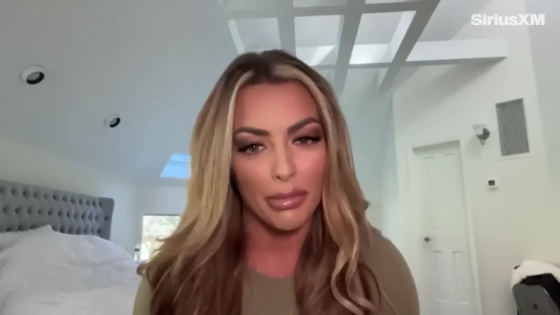 x2mate_com-Mandy_Rose_Describes_Her_22Bittersweet22_Departure_from_WWE___Busted_Open-281080p29_mp40597.jpg
