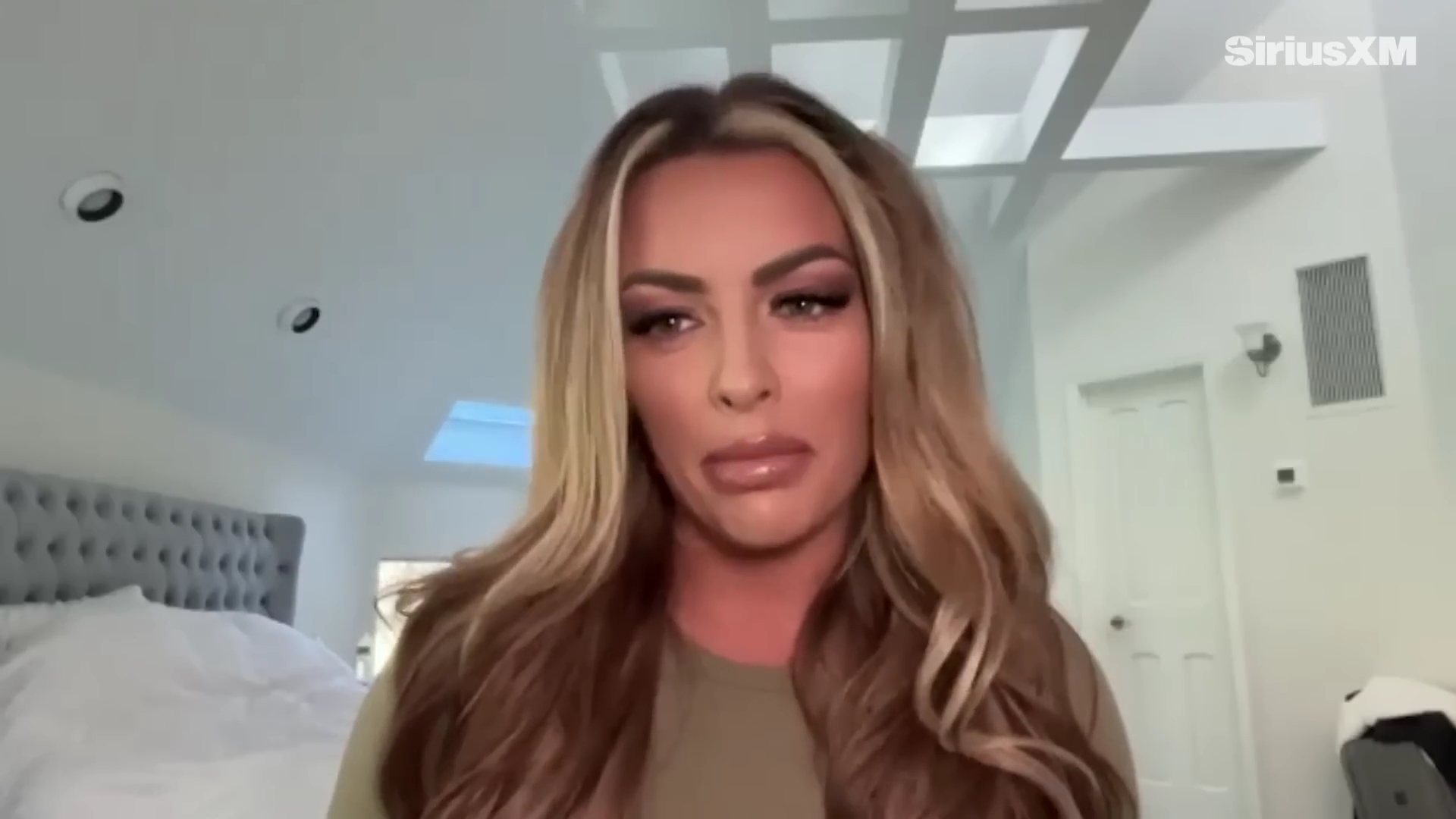 x2mate_com-Mandy_Rose_Describes_Her_22Bittersweet22_Departure_from_WWE___Busted_Open-281080p29_mp40666.jpg