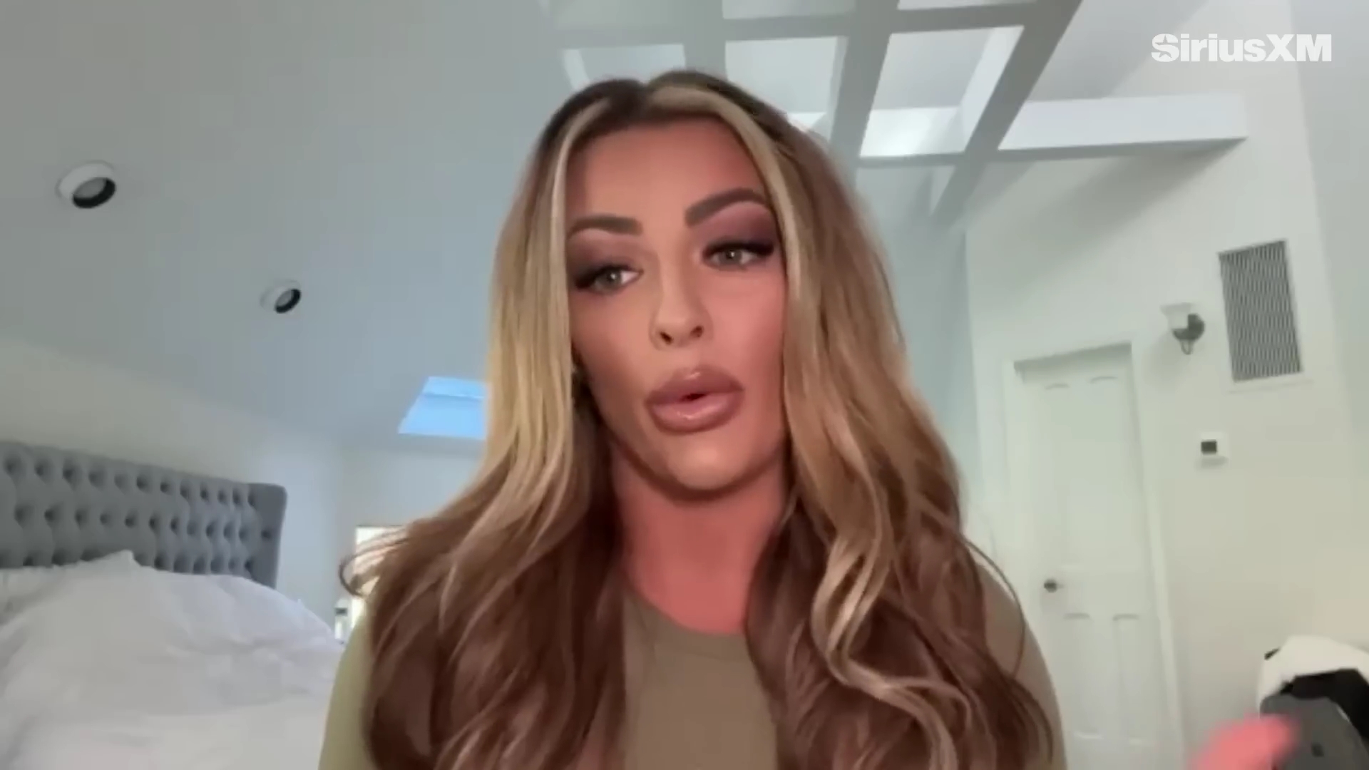 x2mate_com-Mandy_Rose_Describes_Her_22Bittersweet22_Departure_from_WWE___Busted_Open-281080p29_mp40673.jpg