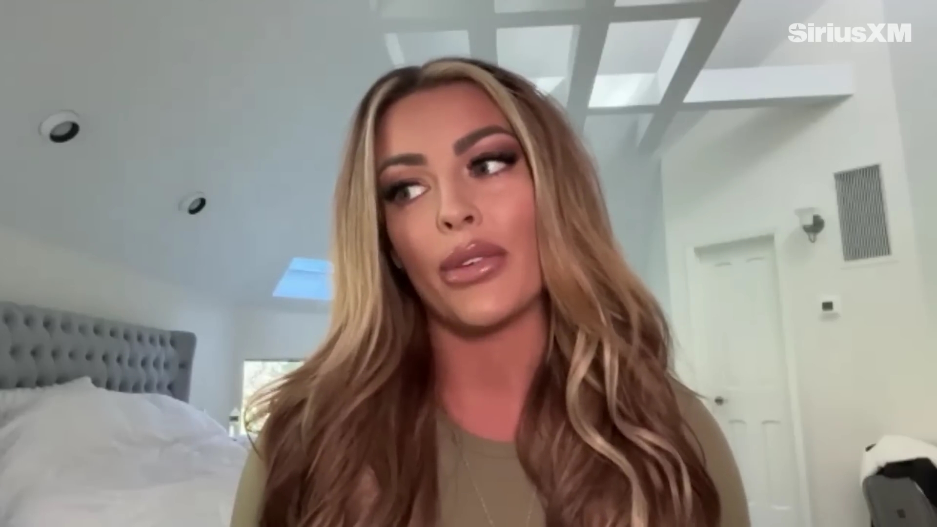 x2mate_com-Mandy_Rose_Describes_Her_22Bittersweet22_Departure_from_WWE___Busted_Open-281080p29_mp40688.jpg