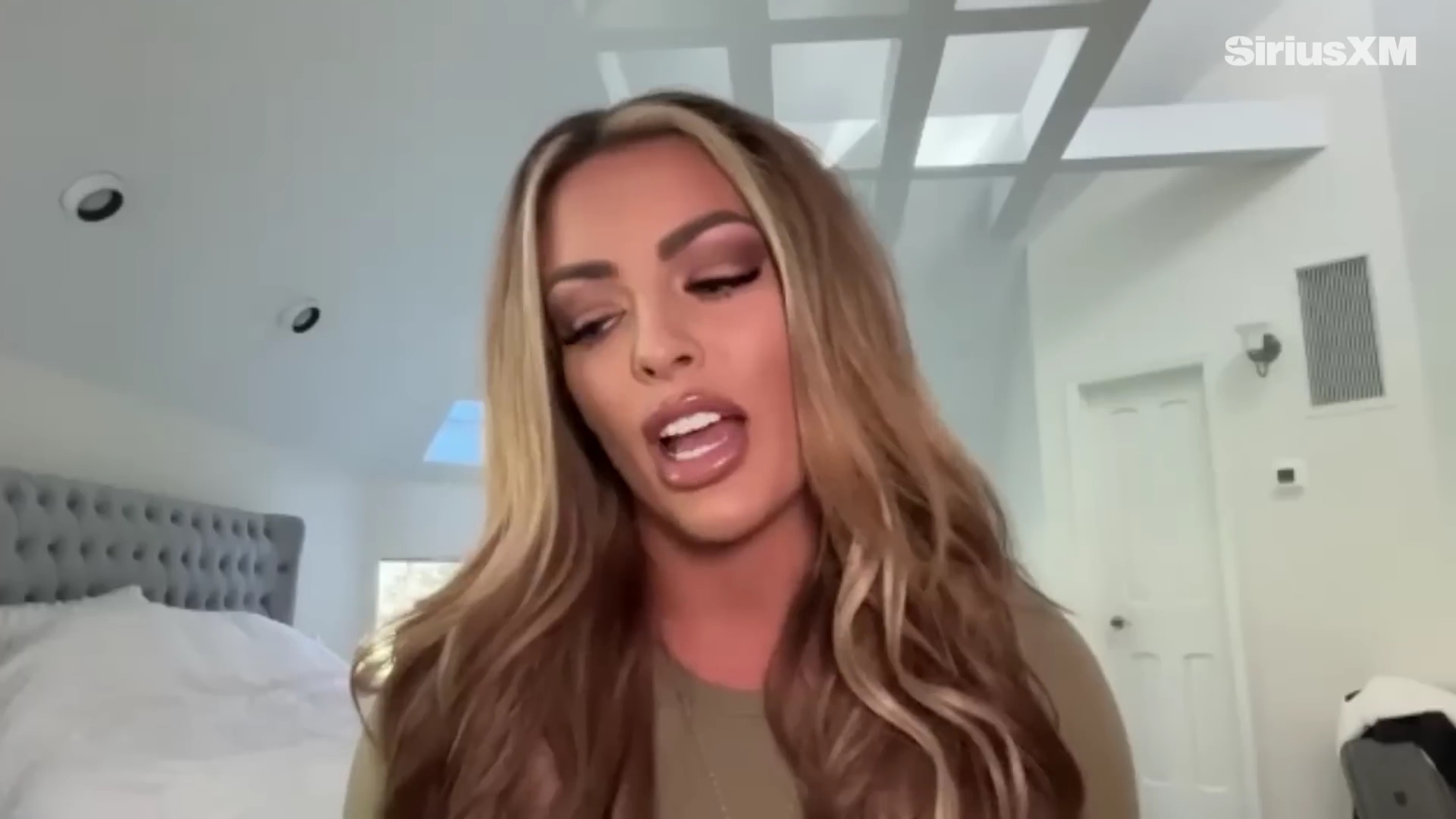 x2mate_com-Mandy_Rose_Describes_Her_22Bittersweet22_Departure_from_WWE___Busted_Open-281080p29_mp40694.jpg