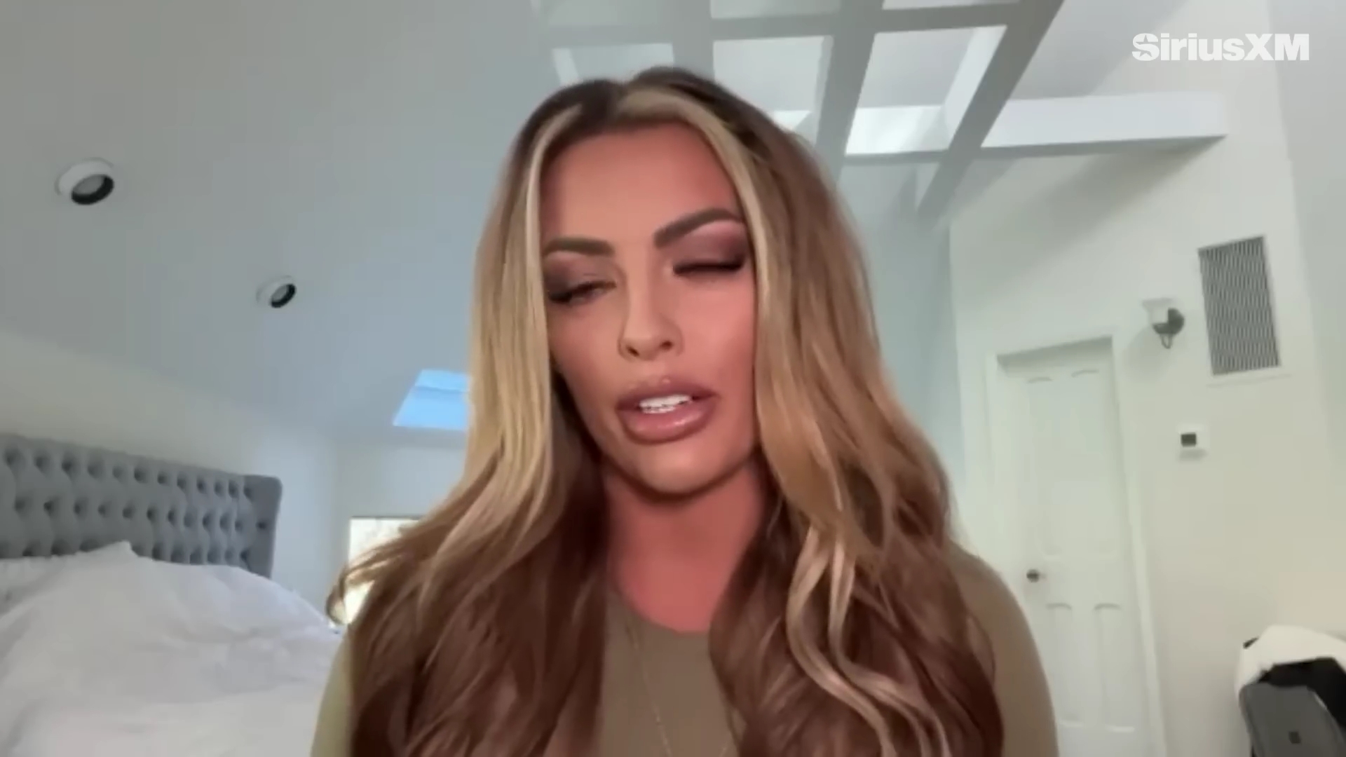 x2mate_com-Mandy_Rose_Describes_Her_22Bittersweet22_Departure_from_WWE___Busted_Open-281080p29_mp40704.jpg