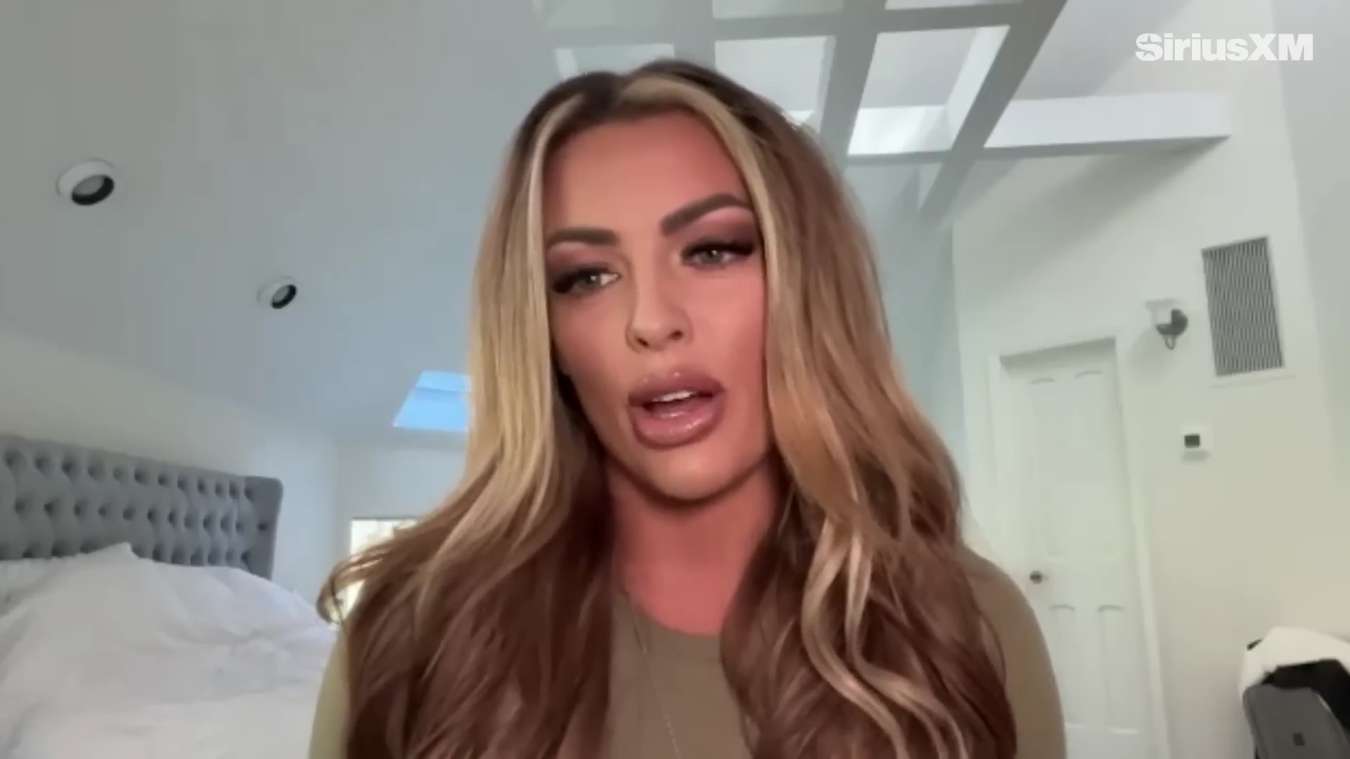 x2mate_com-Mandy_Rose_Describes_Her_22Bittersweet22_Departure_from_WWE___Busted_Open-281080p29_mp40705.jpg