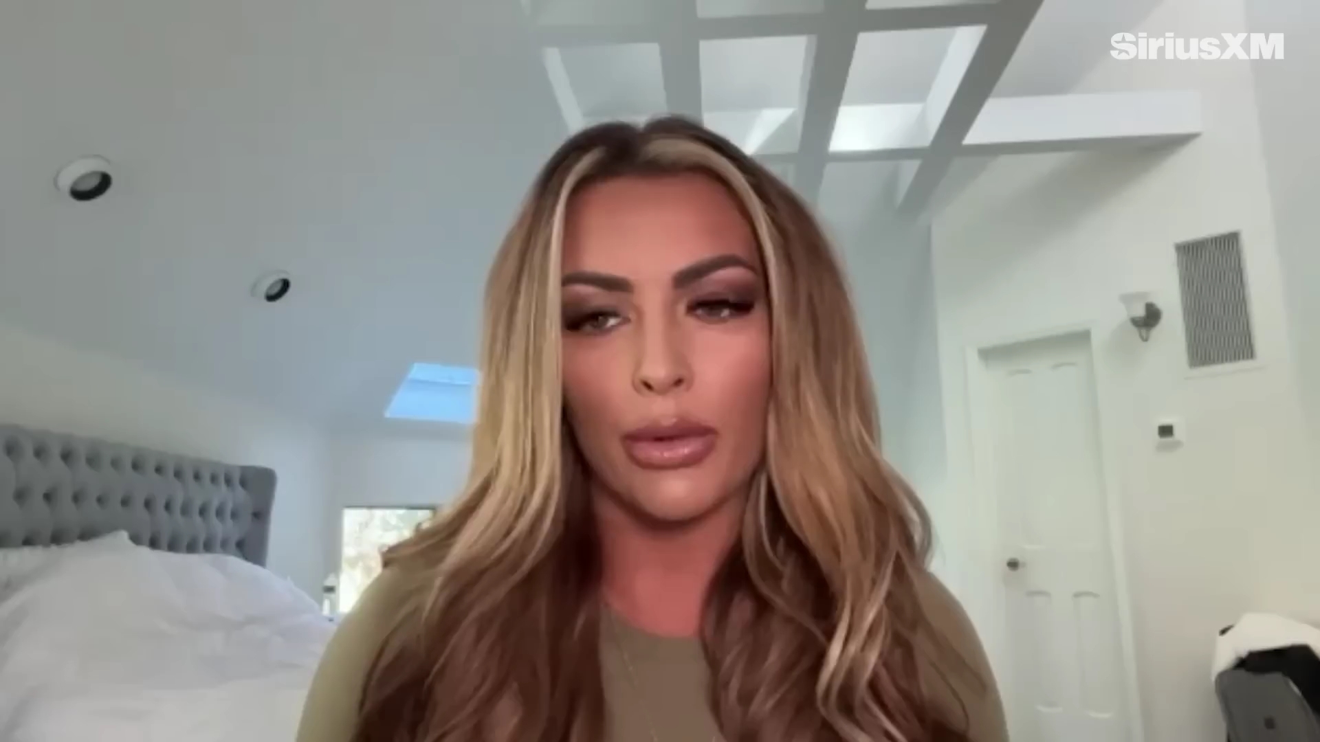 x2mate_com-Mandy_Rose_Describes_Her_22Bittersweet22_Departure_from_WWE___Busted_Open-281080p29_mp40771.jpg