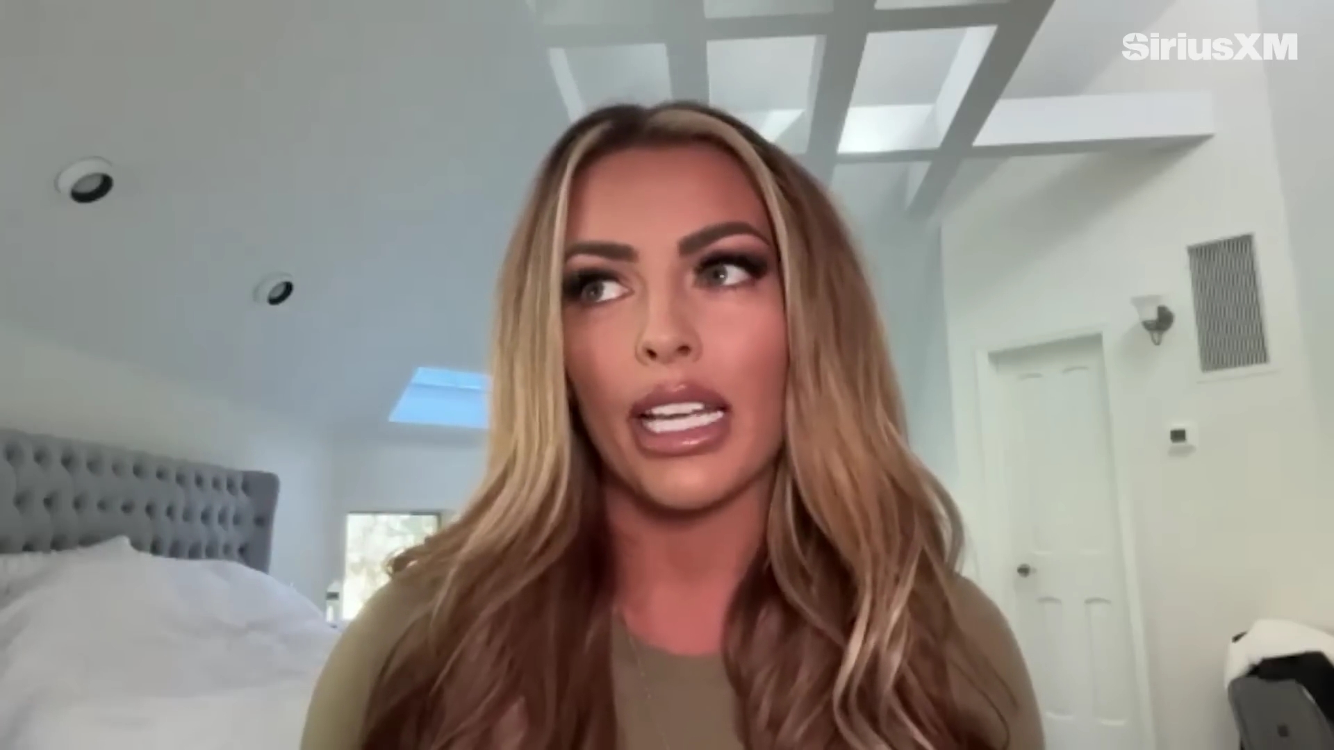 x2mate_com-Mandy_Rose_Describes_Her_22Bittersweet22_Departure_from_WWE___Busted_Open-281080p29_mp40776.jpg