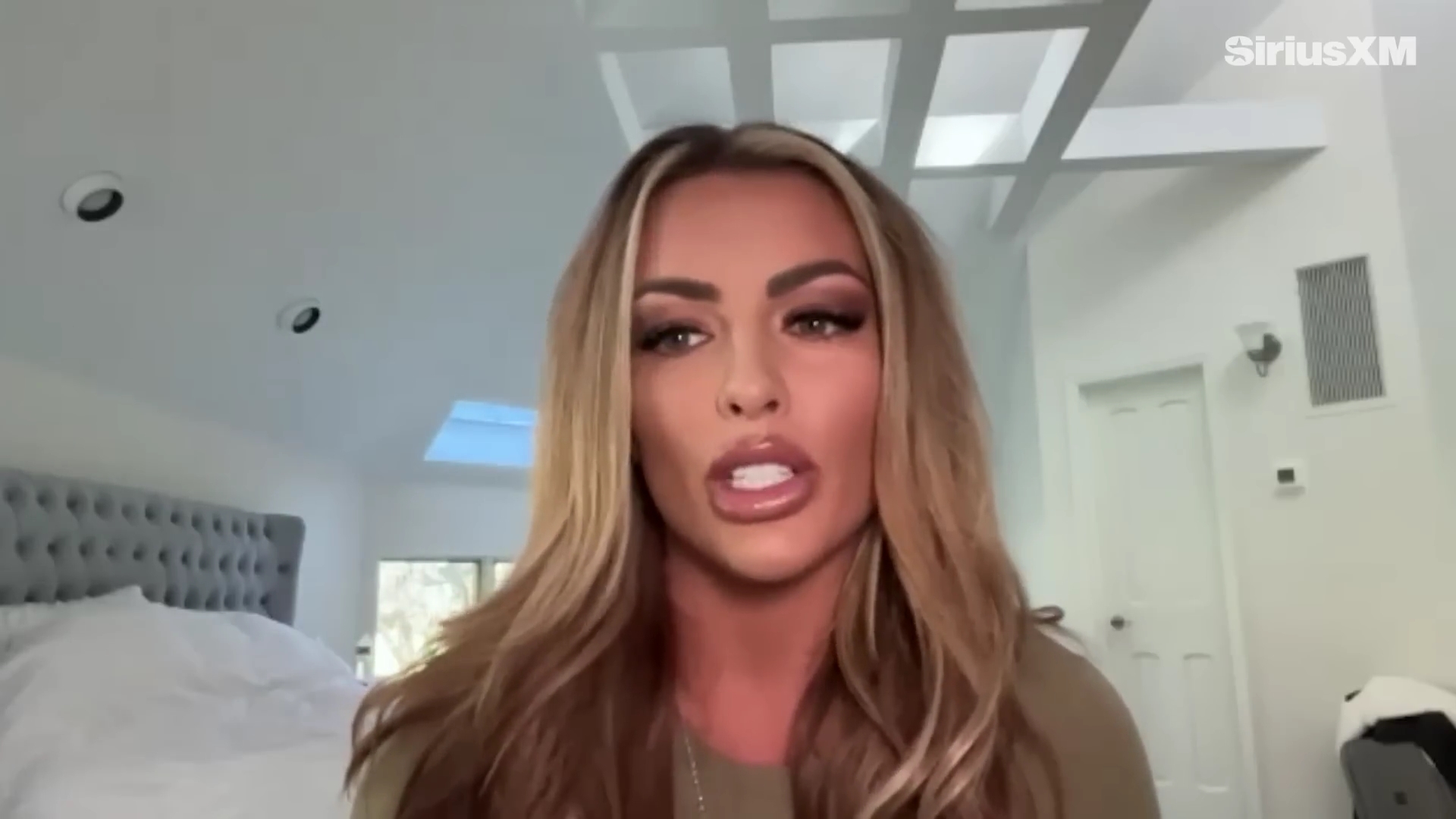 x2mate_com-Mandy_Rose_Describes_Her_22Bittersweet22_Departure_from_WWE___Busted_Open-281080p29_mp40865.jpg