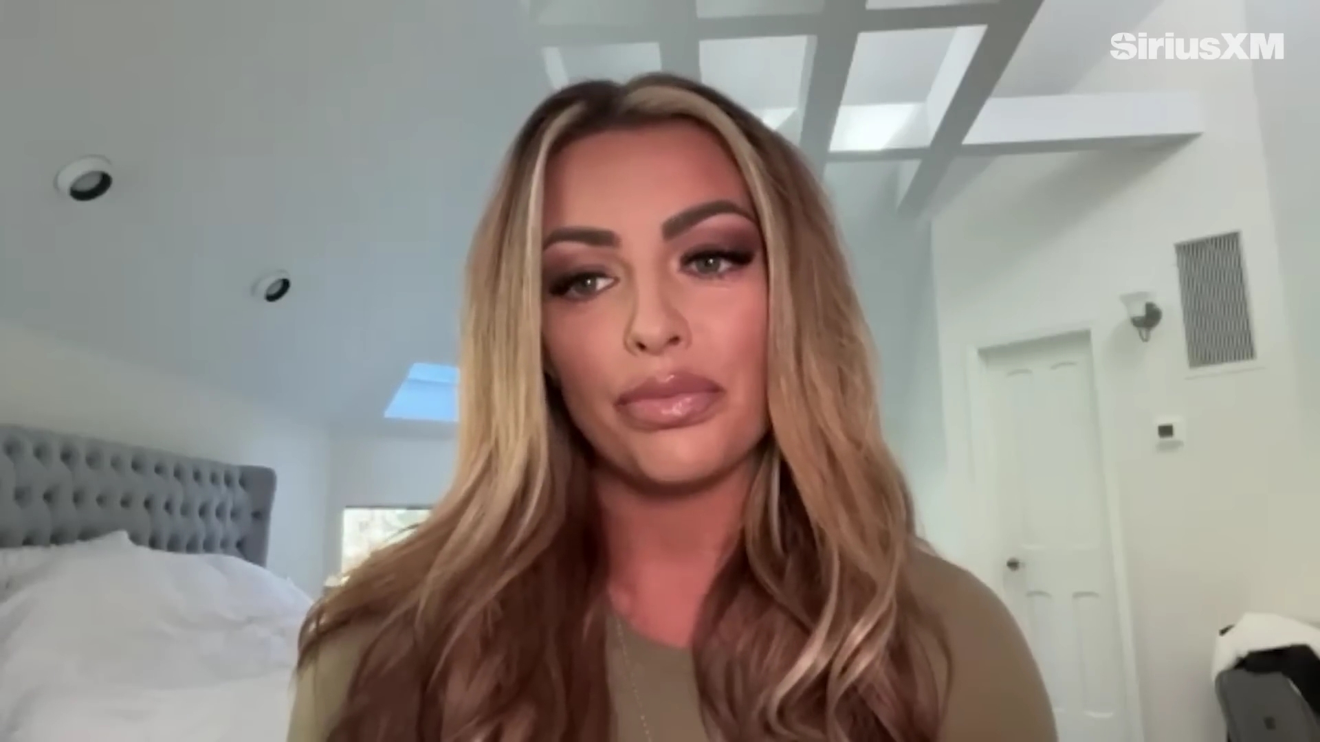 x2mate_com-Mandy_Rose_Describes_Her_22Bittersweet22_Departure_from_WWE___Busted_Open-281080p29_mp40892.jpg