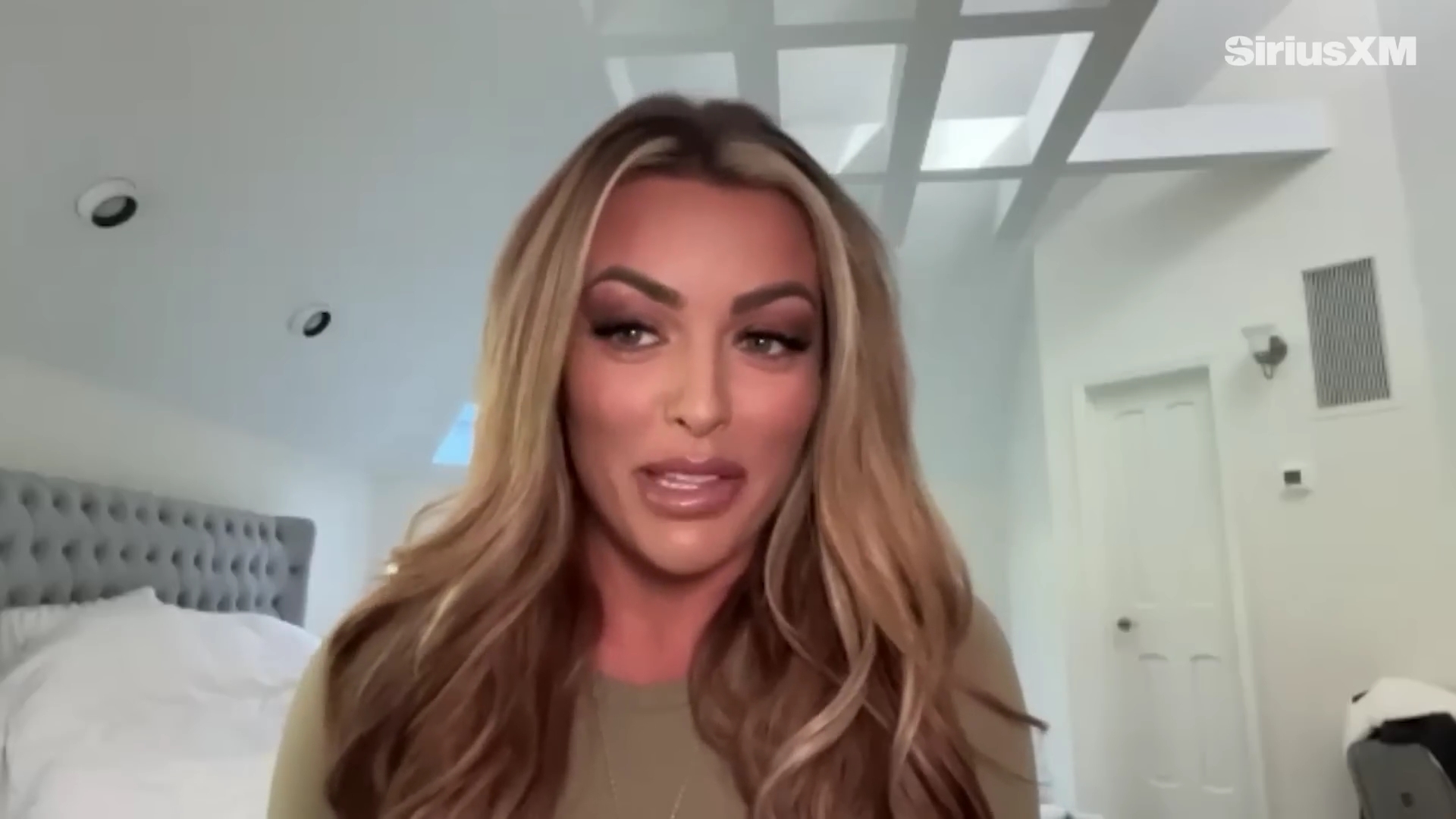 x2mate_com-Mandy_Rose_Describes_Her_22Bittersweet22_Departure_from_WWE___Busted_Open-281080p29_mp41021.jpg