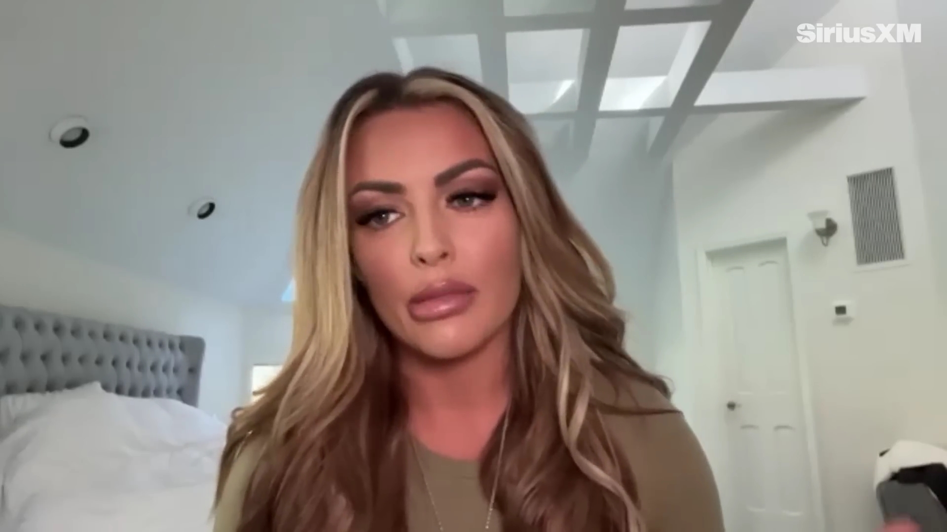 x2mate_com-Mandy_Rose_Describes_Her_22Bittersweet22_Departure_from_WWE___Busted_Open-281080p29_mp41258.jpg