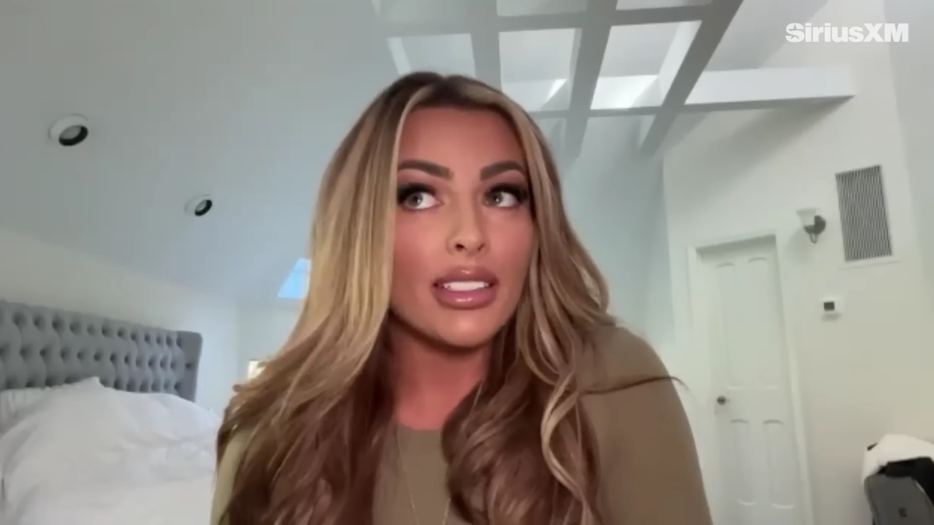 x2mate_com-Mandy_Rose_Describes_Her_22Bittersweet22_Departure_from_WWE___Busted_Open-281080p29_mp41265.jpg