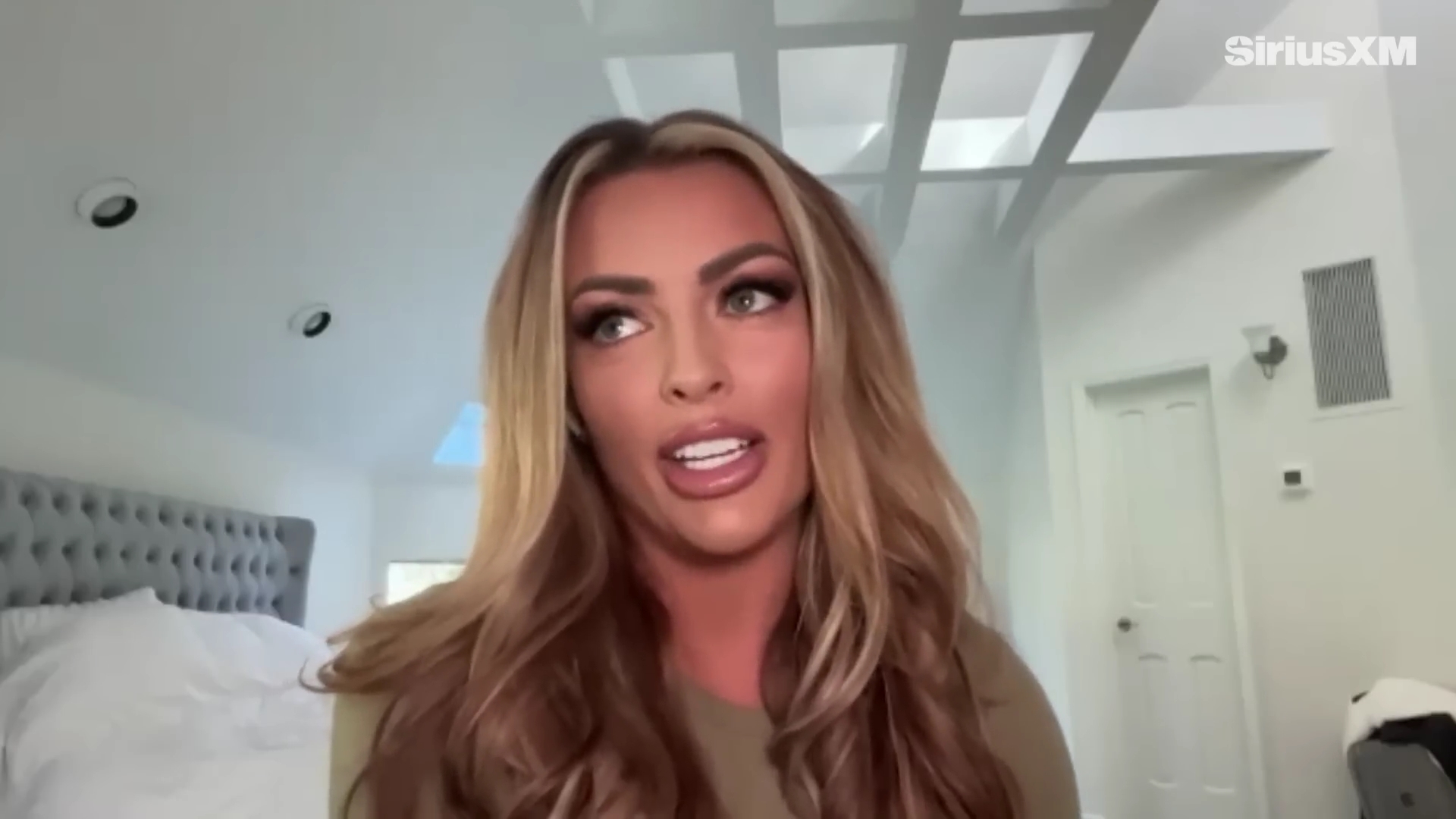 x2mate_com-Mandy_Rose_Describes_Her_22Bittersweet22_Departure_from_WWE___Busted_Open-281080p29_mp41375.jpg
