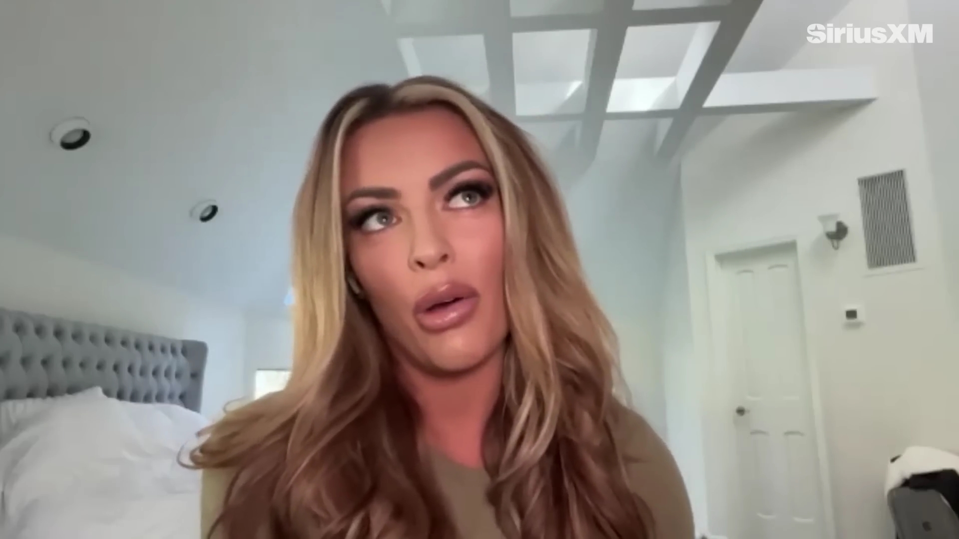 x2mate_com-Mandy_Rose_Describes_Her_22Bittersweet22_Departure_from_WWE___Busted_Open-281080p29_mp41376.jpg