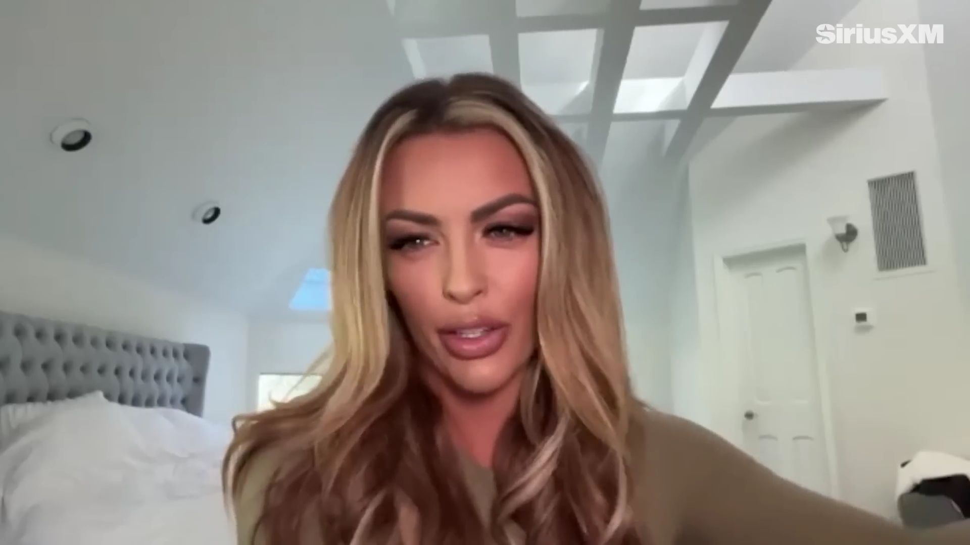 x2mate_com-Mandy_Rose_Describes_Her_22Bittersweet22_Departure_from_WWE___Busted_Open-281080p29_mp41463.jpg