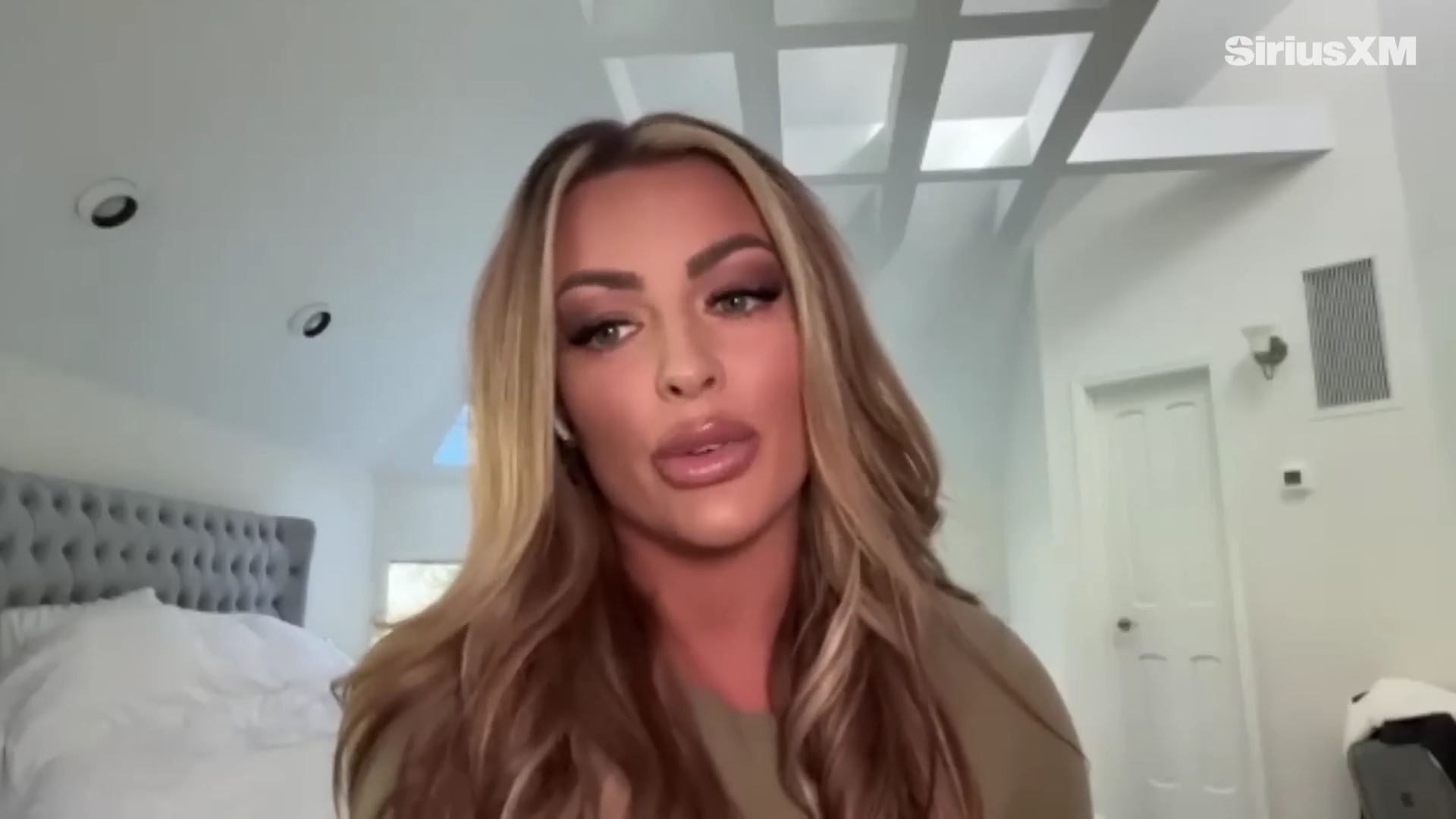 x2mate_com-Mandy_Rose_Describes_Her_22Bittersweet22_Departure_from_WWE___Busted_Open-281080p29_mp41488.jpg