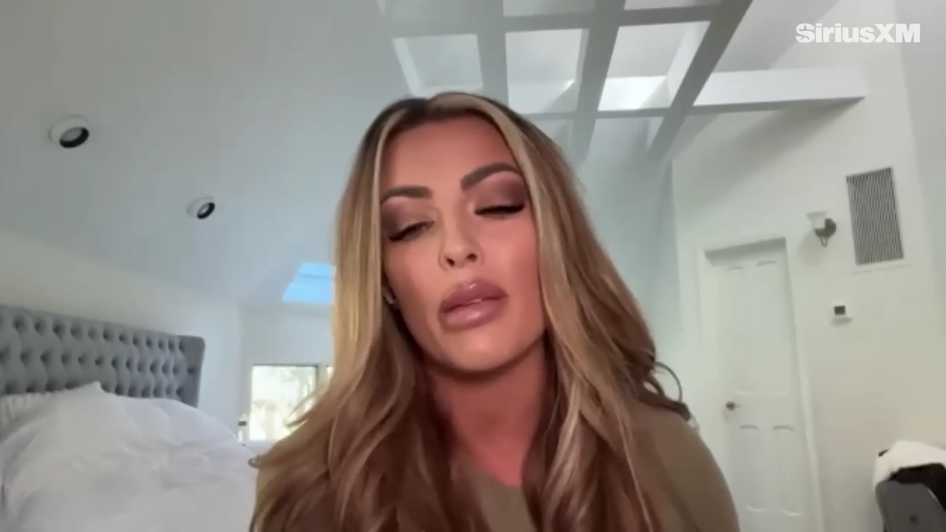 x2mate_com-Mandy_Rose_Describes_Her_22Bittersweet22_Departure_from_WWE___Busted_Open-281080p29_mp41497.jpg