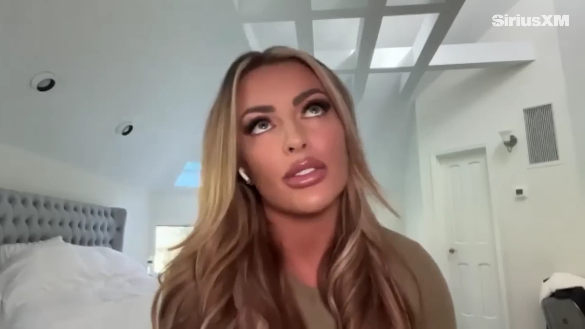 x2mate_com-Mandy_Rose_Describes_Her_22Bittersweet22_Departure_from_WWE___Busted_Open-281080p29_mp41530.jpg