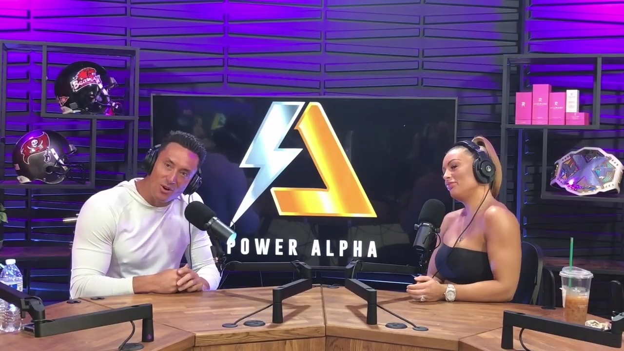 x2mate_com-Power_Alphas_Podcast__Episode_2_28Mandy_Saccomanno__mp40006.jpg