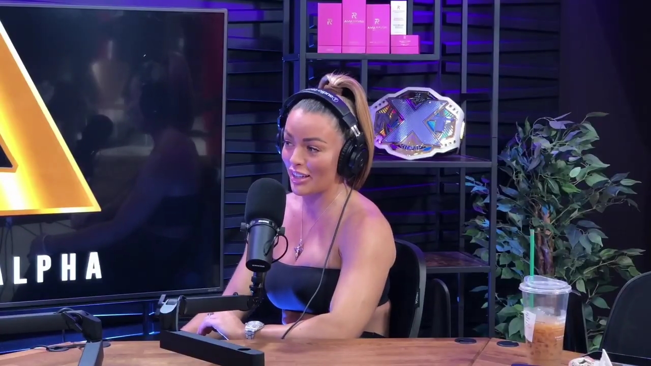 x2mate_com-Power_Alphas_Podcast__Episode_2_28Mandy_Saccomanno__mp40068.jpg