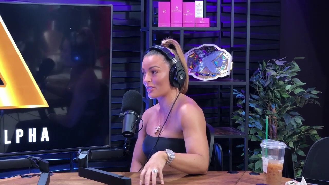 x2mate_com-Power_Alphas_Podcast__Episode_2_28Mandy_Saccomanno__mp40189.jpg