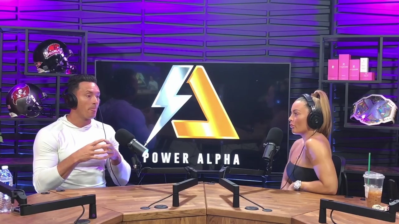 x2mate_com-Power_Alphas_Podcast__Episode_2_28Mandy_Saccomanno__mp40269.jpg