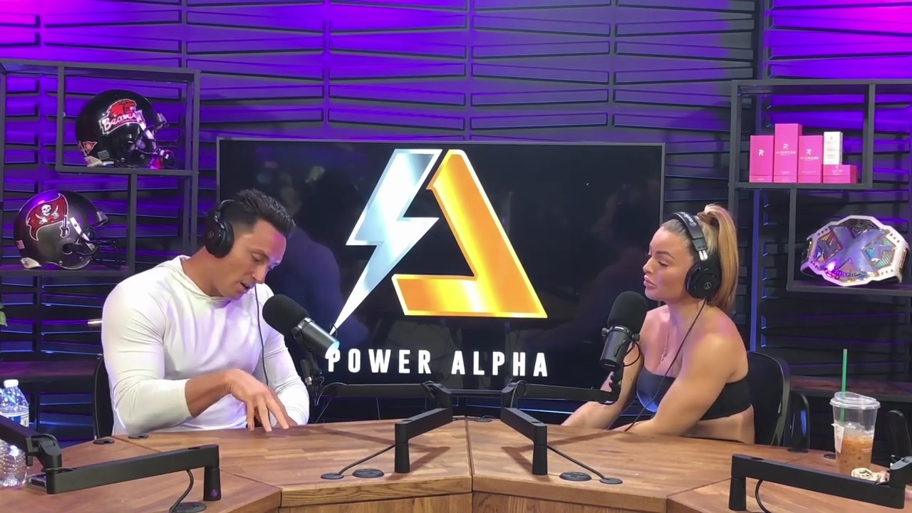 x2mate_com-Power_Alphas_Podcast__Episode_2_28Mandy_Saccomanno__mp40306.jpg