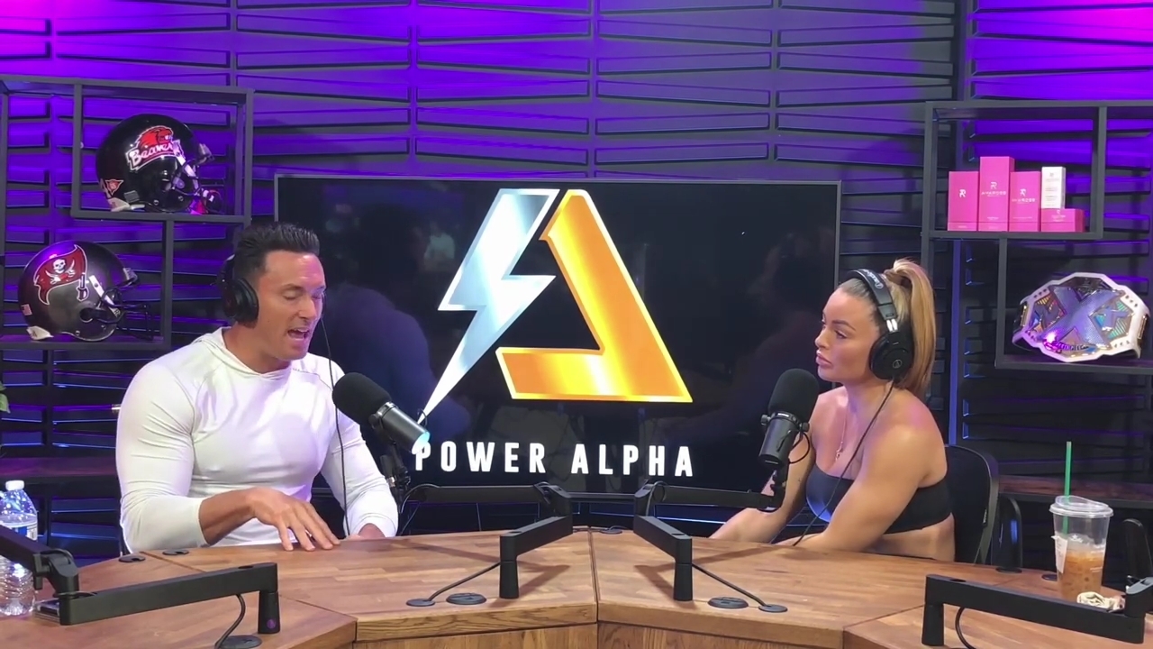 x2mate_com-Power_Alphas_Podcast__Episode_2_28Mandy_Saccomanno__mp40309.jpg