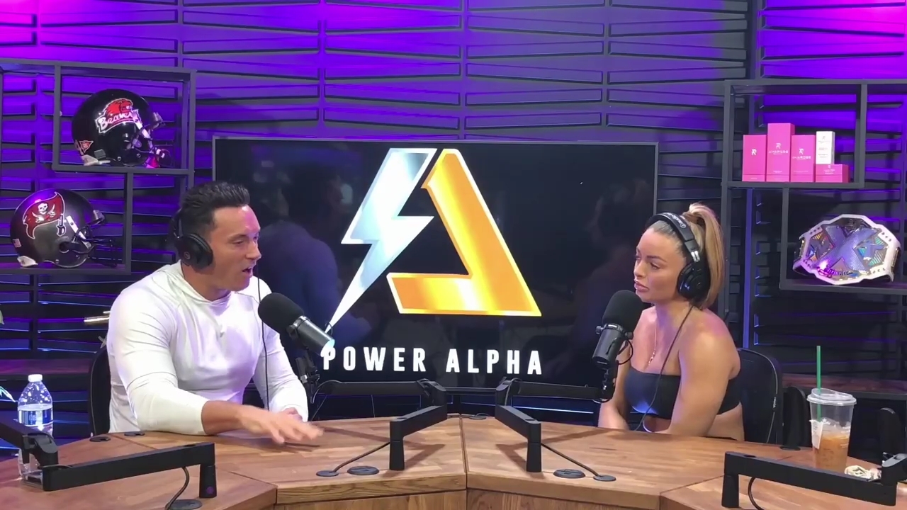 x2mate_com-Power_Alphas_Podcast__Episode_2_28Mandy_Saccomanno__mp40673.jpg