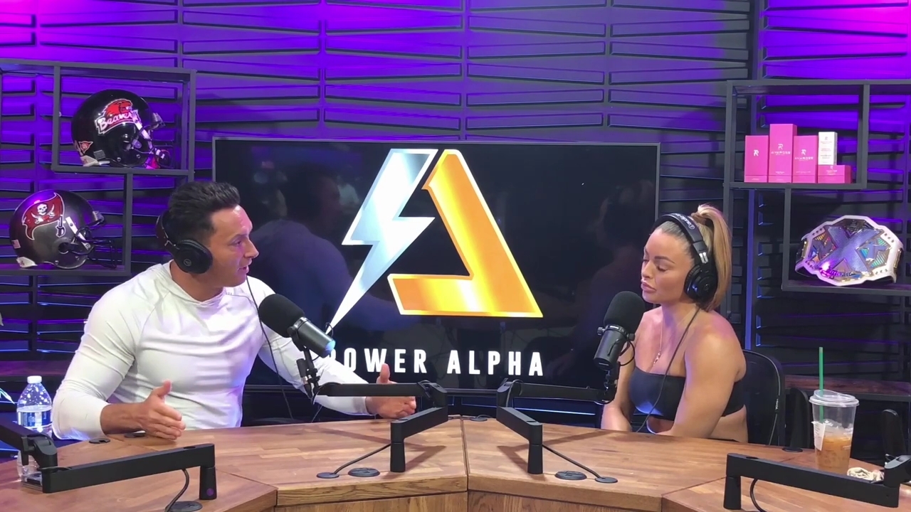 x2mate_com-Power_Alphas_Podcast__Episode_2_28Mandy_Saccomanno__mp40685.jpg