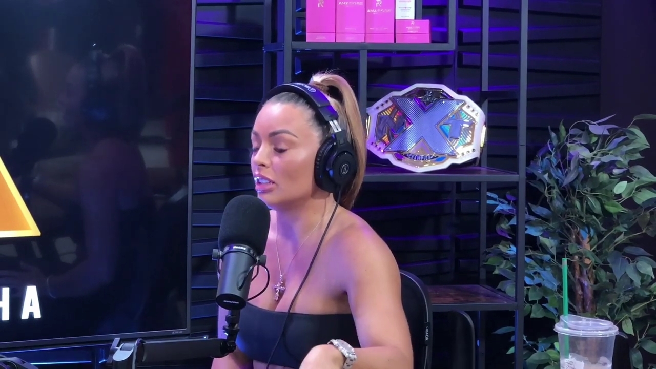 x2mate_com-Power_Alphas_Podcast__Episode_2_28Mandy_Saccomanno__mp40766.jpg