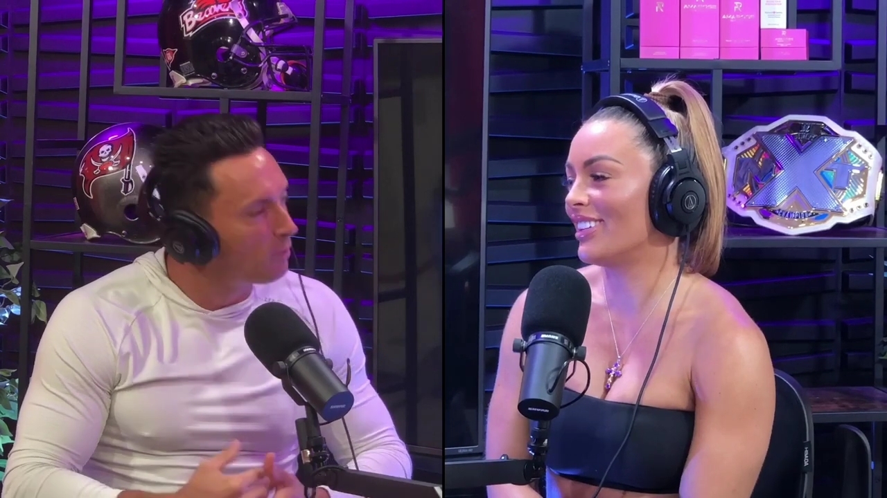 x2mate_com-Power_Alphas_Podcast__Episode_2_28Mandy_Saccomanno__mp40898.jpg