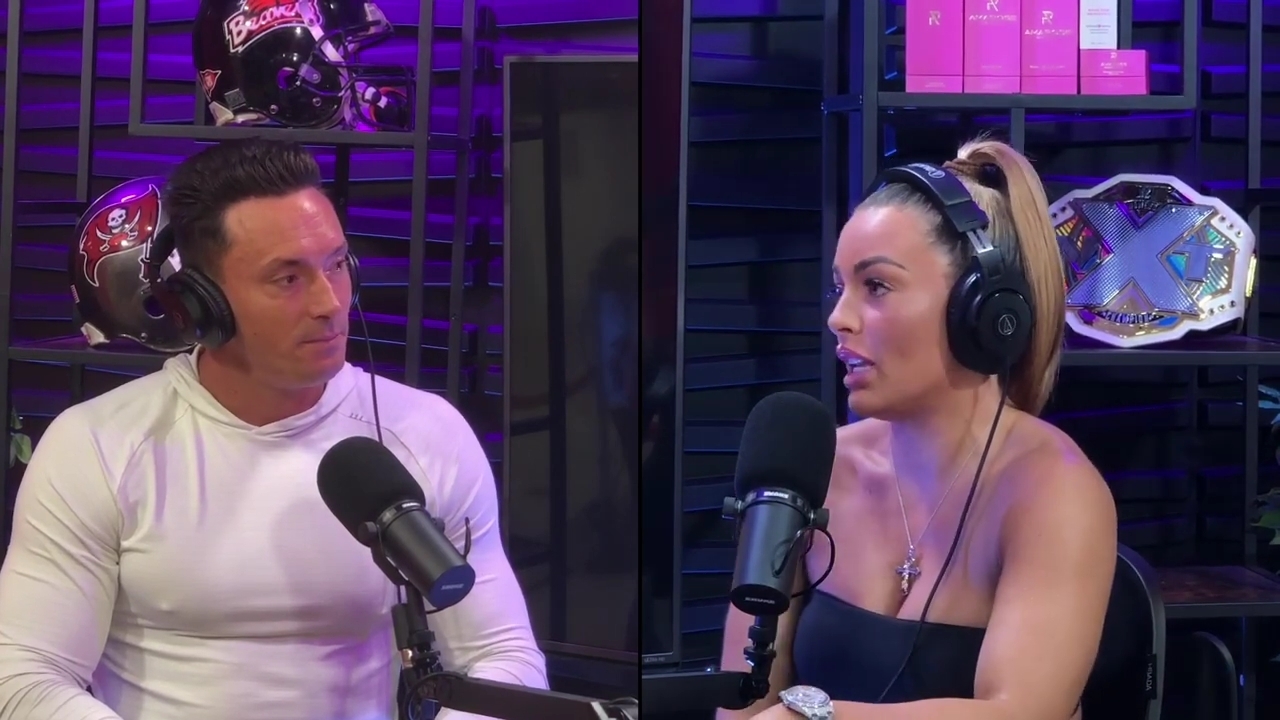 x2mate_com-Power_Alphas_Podcast__Episode_2_28Mandy_Saccomanno__mp41116.jpg