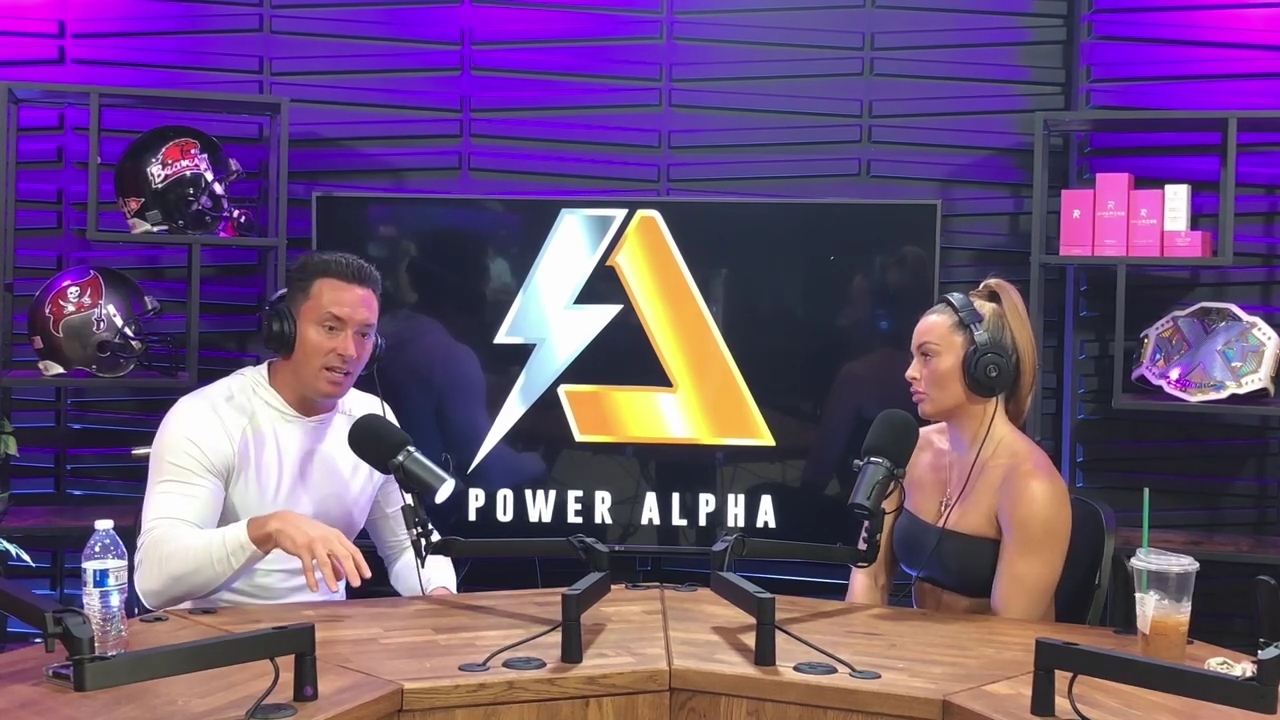 x2mate_com-Power_Alphas_Podcast__Episode_2_28Mandy_Saccomanno__mp41222.jpg