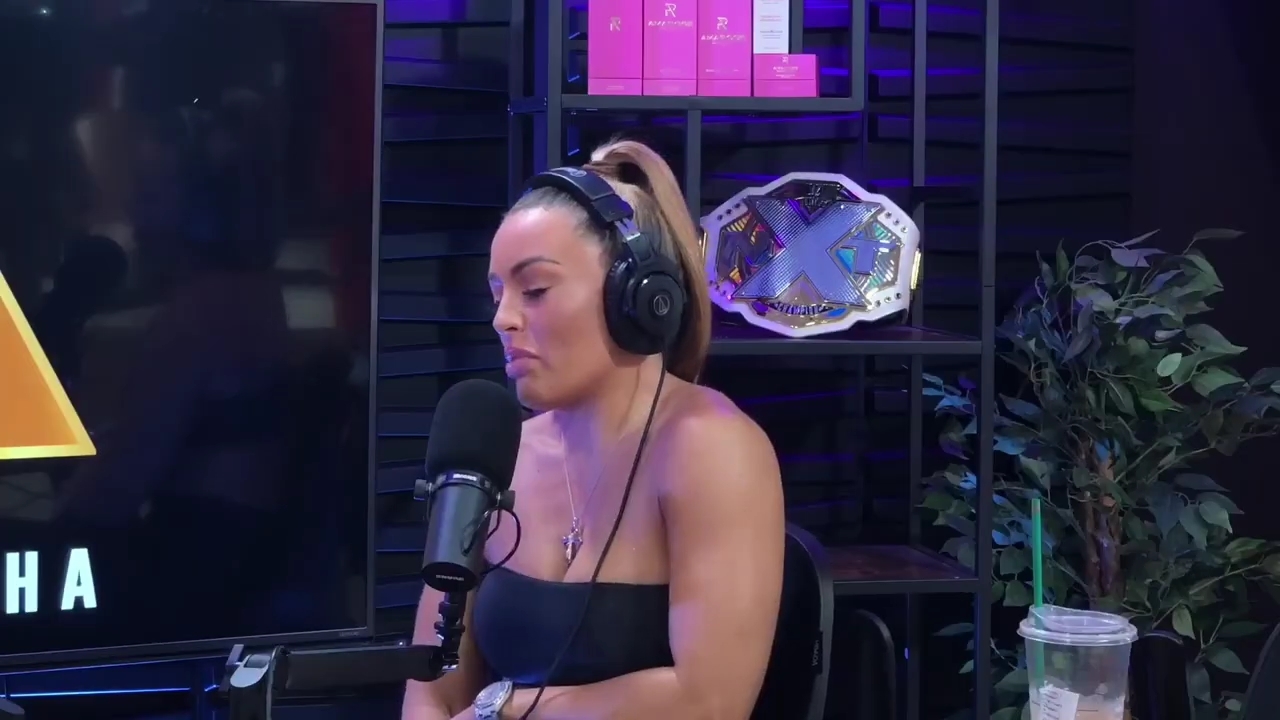 x2mate_com-Power_Alphas_Podcast__Episode_2_28Mandy_Saccomanno__mp41282.jpg