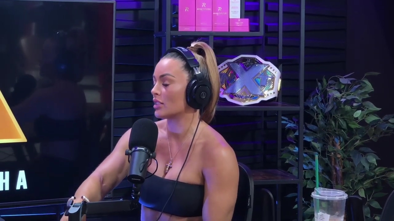 x2mate_com-Power_Alphas_Podcast__Episode_2_28Mandy_Saccomanno__mp41320.jpg