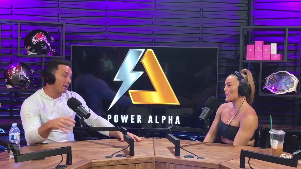 x2mate_com-Power_Alphas_Podcast__Episode_2_28Mandy_Saccomanno__mp42046.jpg