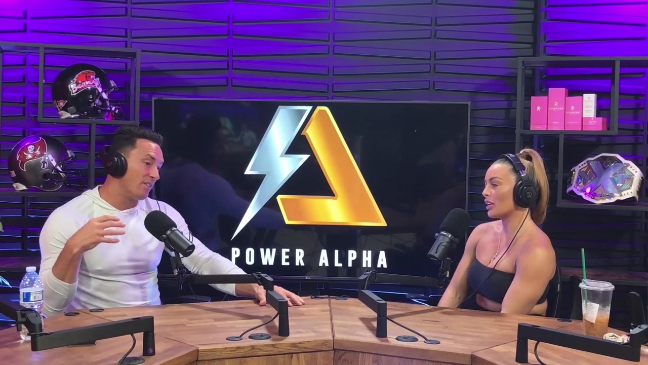 x2mate_com-Power_Alphas_Podcast__Episode_2_28Mandy_Saccomanno__mp42047.jpg