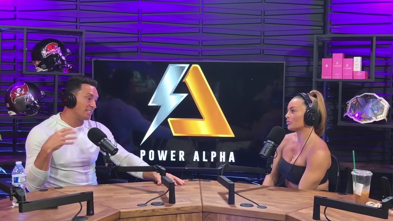 x2mate_com-Power_Alphas_Podcast__Episode_2_28Mandy_Saccomanno__mp42048.jpg