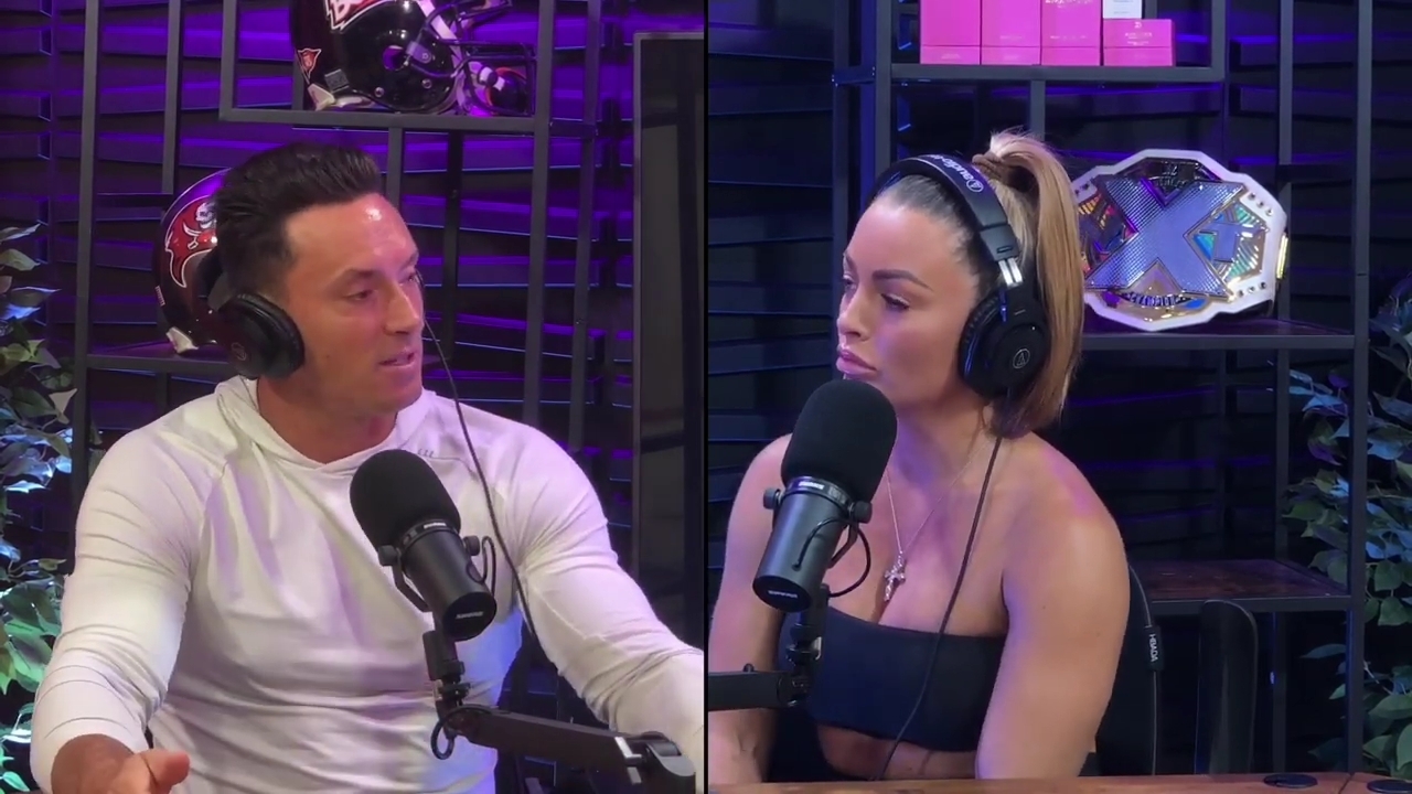 x2mate_com-Power_Alphas_Podcast__Episode_2_28Mandy_Saccomanno__mp42240.jpg