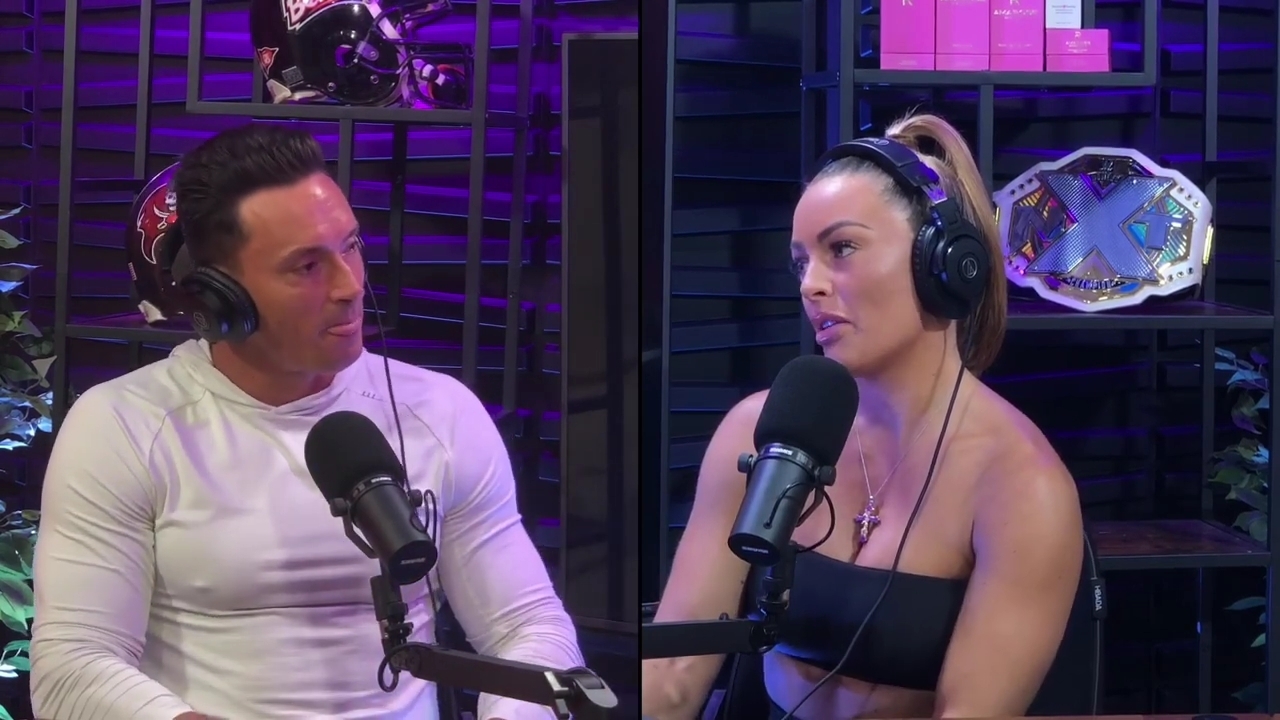 x2mate_com-Power_Alphas_Podcast__Episode_2_28Mandy_Saccomanno__mp42600.jpg