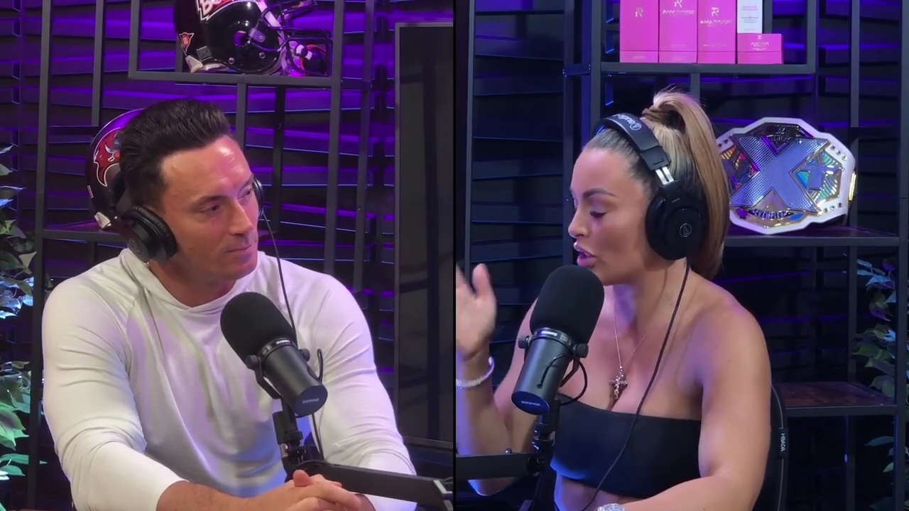 x2mate_com-Power_Alphas_Podcast__Episode_2_28Mandy_Saccomanno__mp42643.jpg