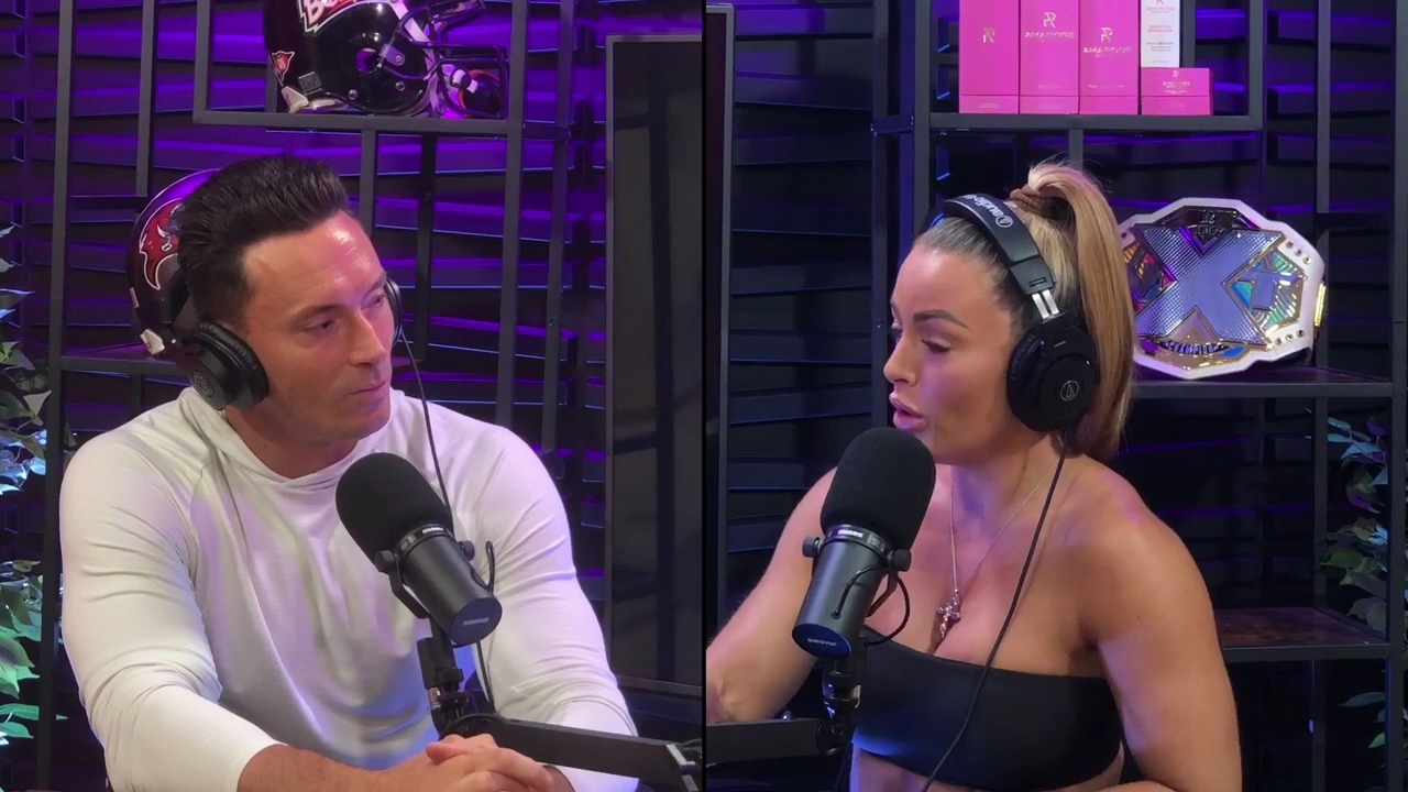 x2mate_com-Power_Alphas_Podcast__Episode_2_28Mandy_Saccomanno__mp42667.jpg