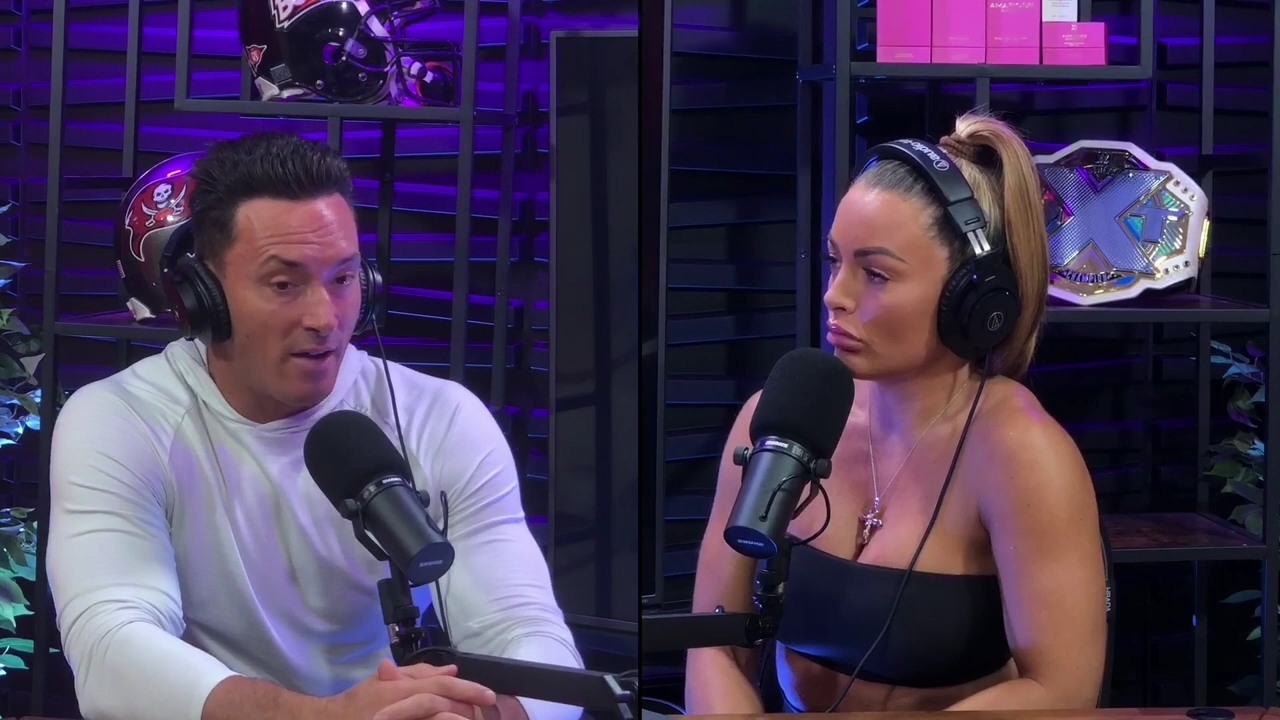 x2mate_com-Power_Alphas_Podcast__Episode_2_28Mandy_Saccomanno__mp42688.jpg