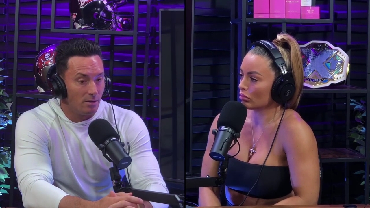 x2mate_com-Power_Alphas_Podcast__Episode_2_28Mandy_Saccomanno__mp42690.jpg
