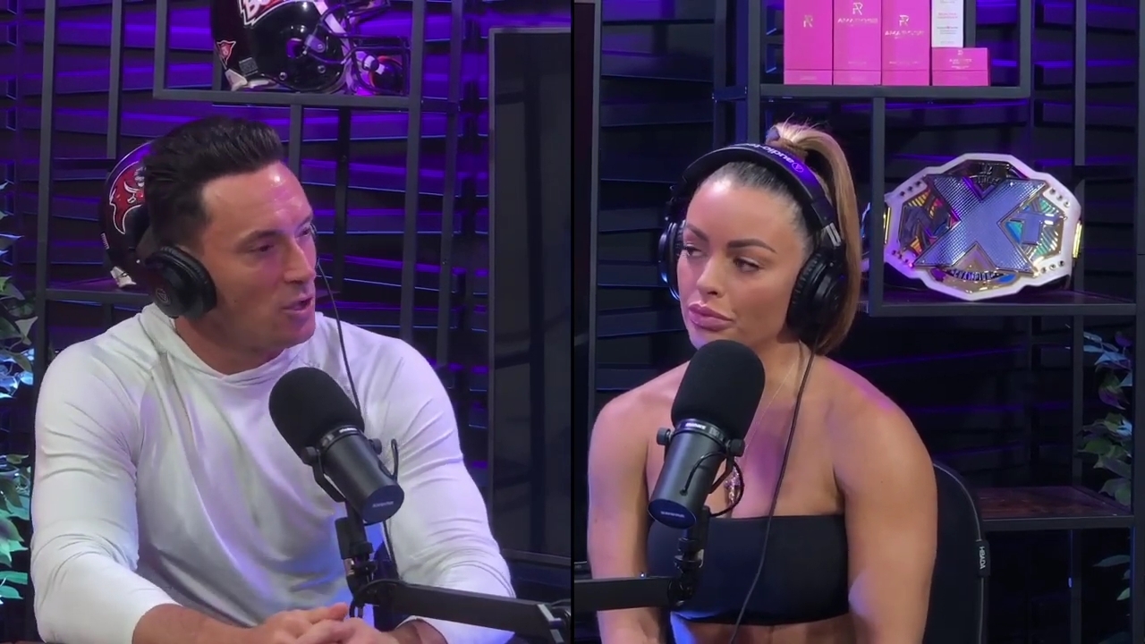 x2mate_com-Power_Alphas_Podcast__Episode_2_28Mandy_Saccomanno__mp42723.jpg