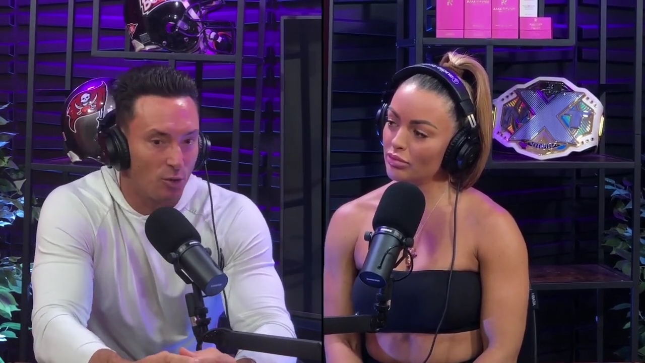 x2mate_com-Power_Alphas_Podcast__Episode_2_28Mandy_Saccomanno__mp42914.jpg