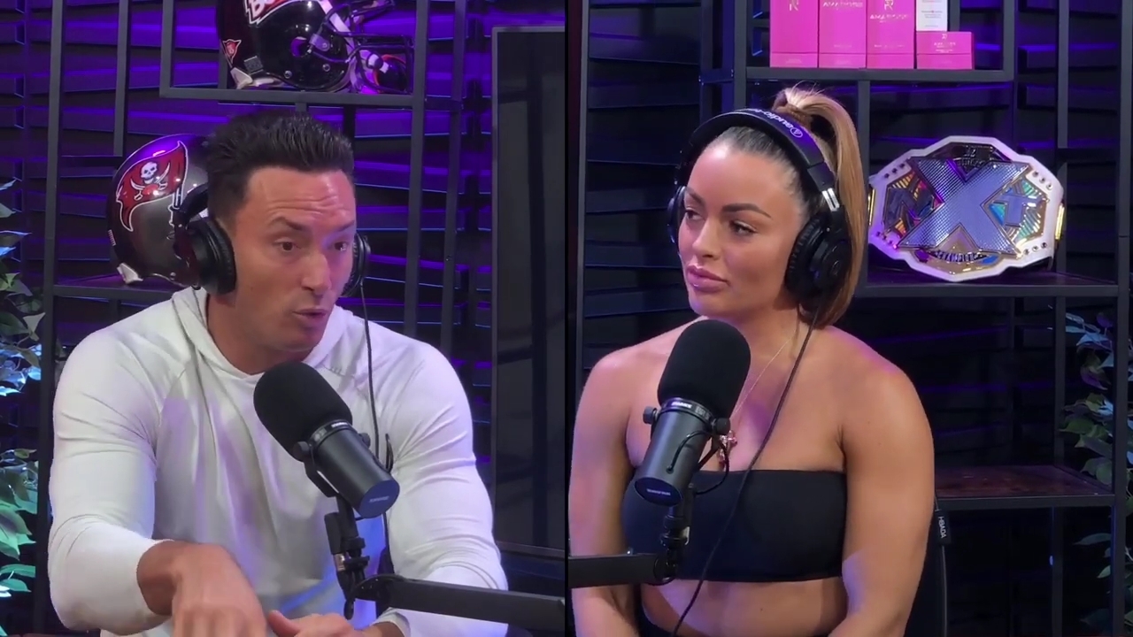 x2mate_com-Power_Alphas_Podcast__Episode_2_28Mandy_Saccomanno__mp42980.jpg